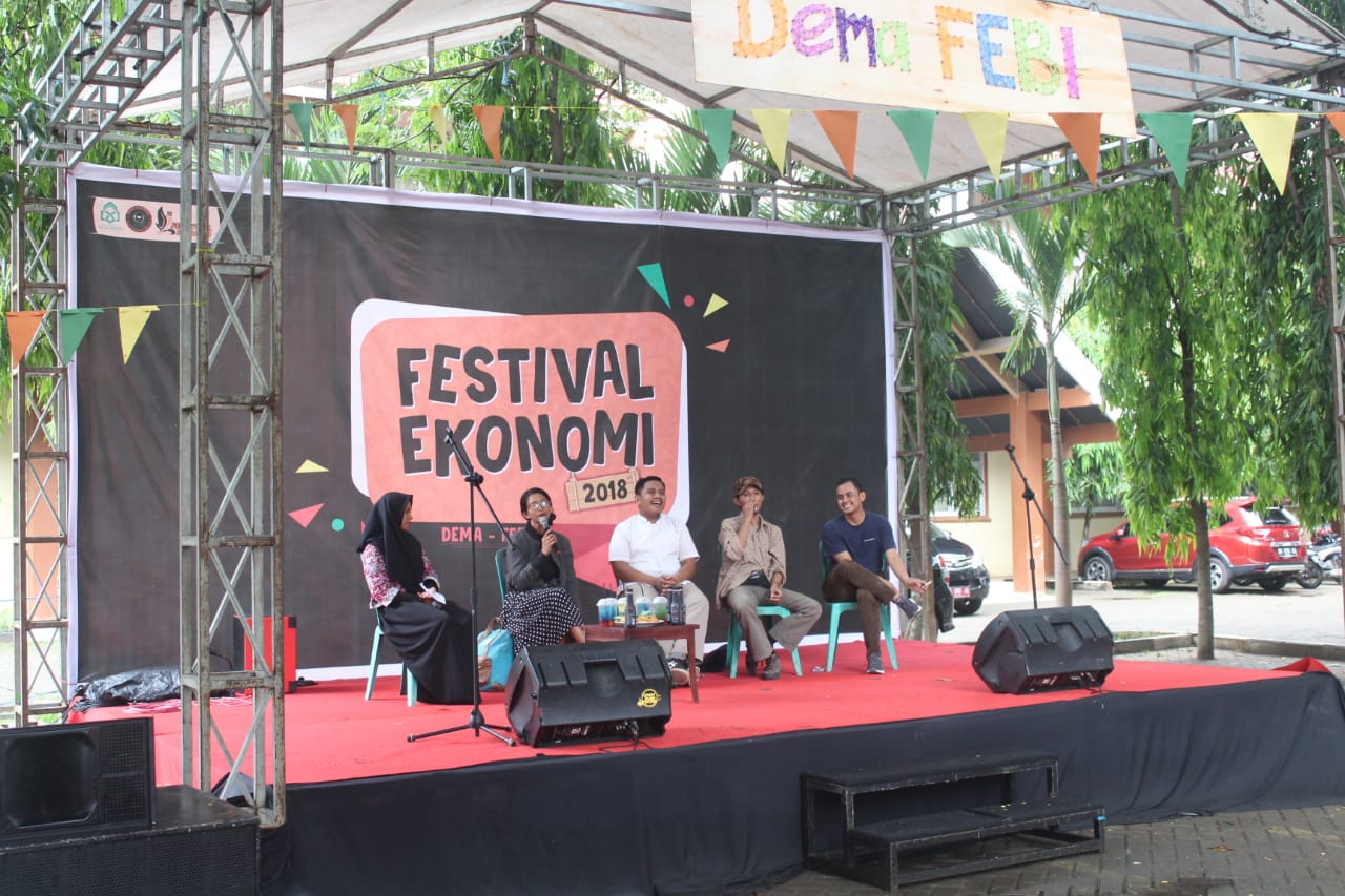 Gambar Rangkaian Festival Ekonomi, Dema FEBI Gelar Diskusi Komunitas Literasi